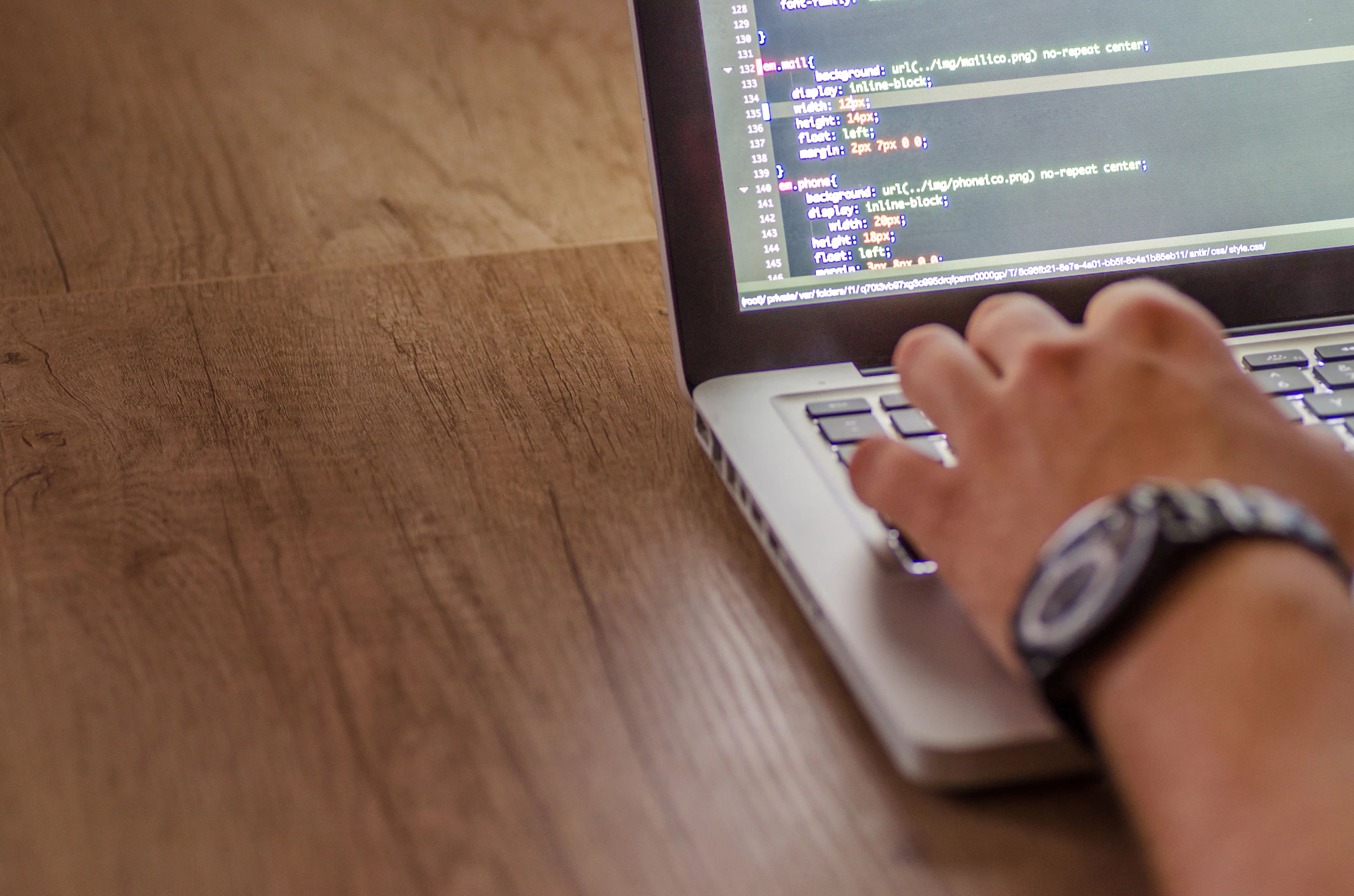 Tailwind CSS v4: Getting Started with the New Engine